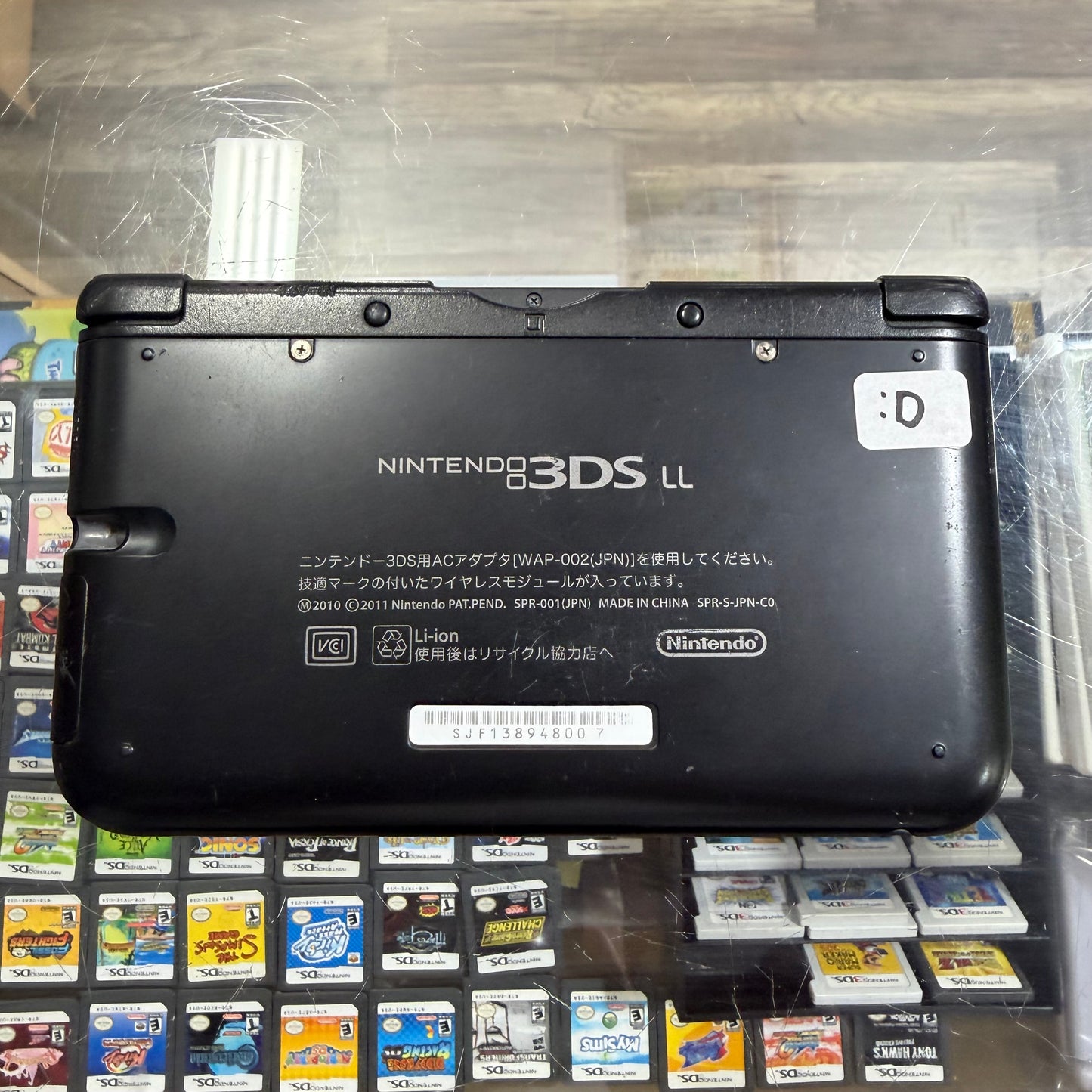 Black Nintendo 3DS XL Handheld System With Charger (Region Free)(JAPANESE TO US)