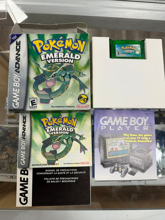 Pokémon Emerald CIB Nintendo Gameboy Advance with Original Box