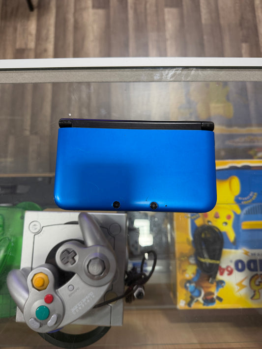 Nintendo 3DS XL with Charger