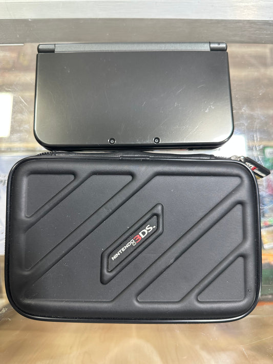 “New” Nintendo 3DS XL with Carrying Case