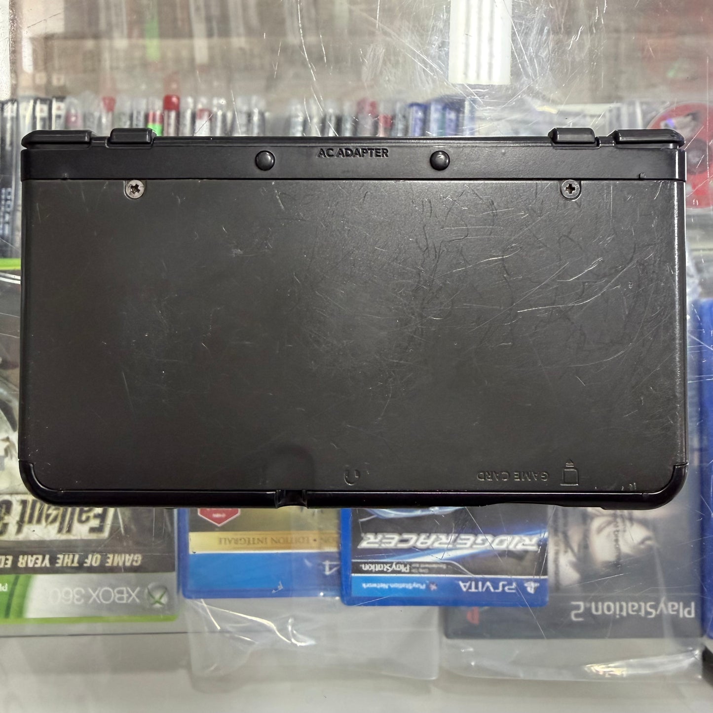 Black New Nintendo 3DS Handheld System With Charger (Region Free) (JAPANESE TO US)