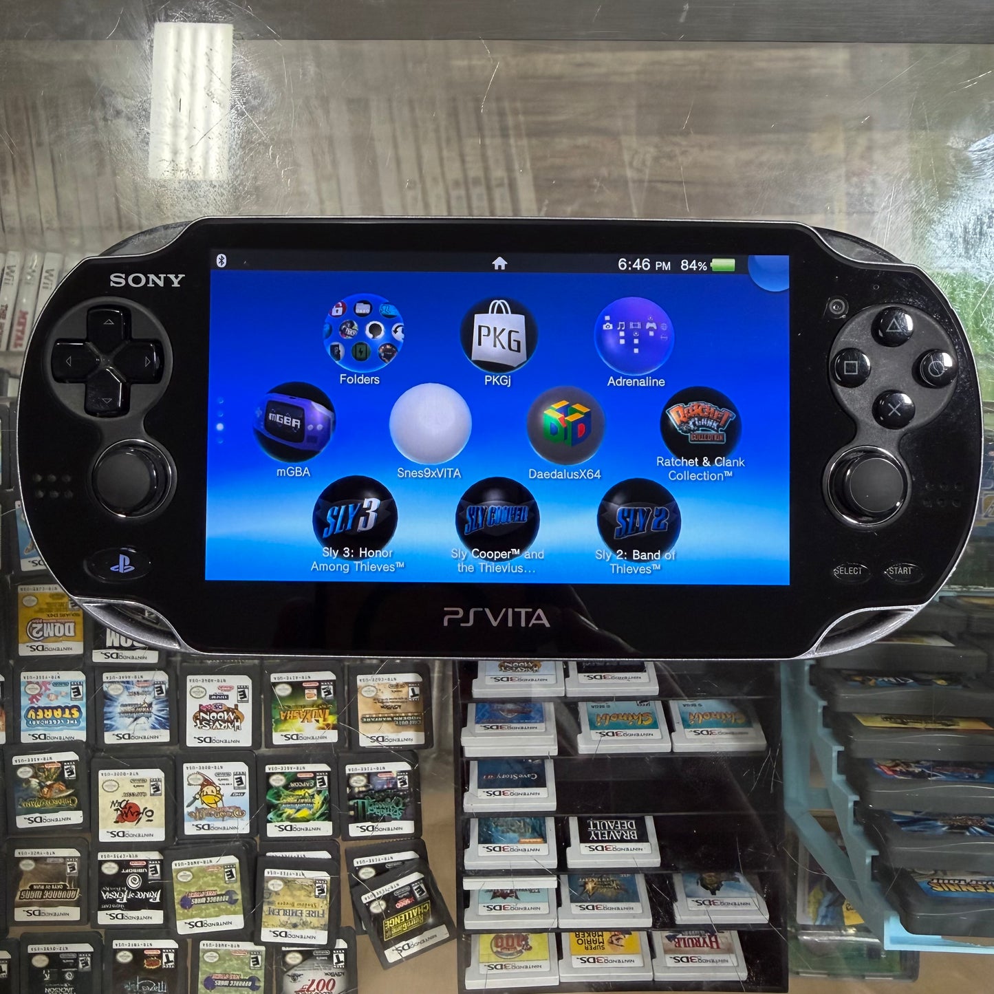 PlayStation Vita WiFi Edition Playstation Vita (downloaded GBA games)