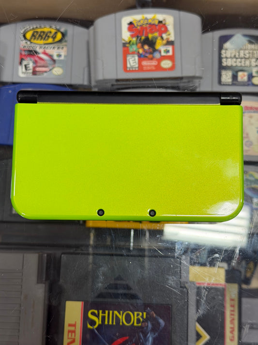 Lime Green New Nintendo 3DS XL Handheld System With Charger (Region Free)(JAPANESE TO US)