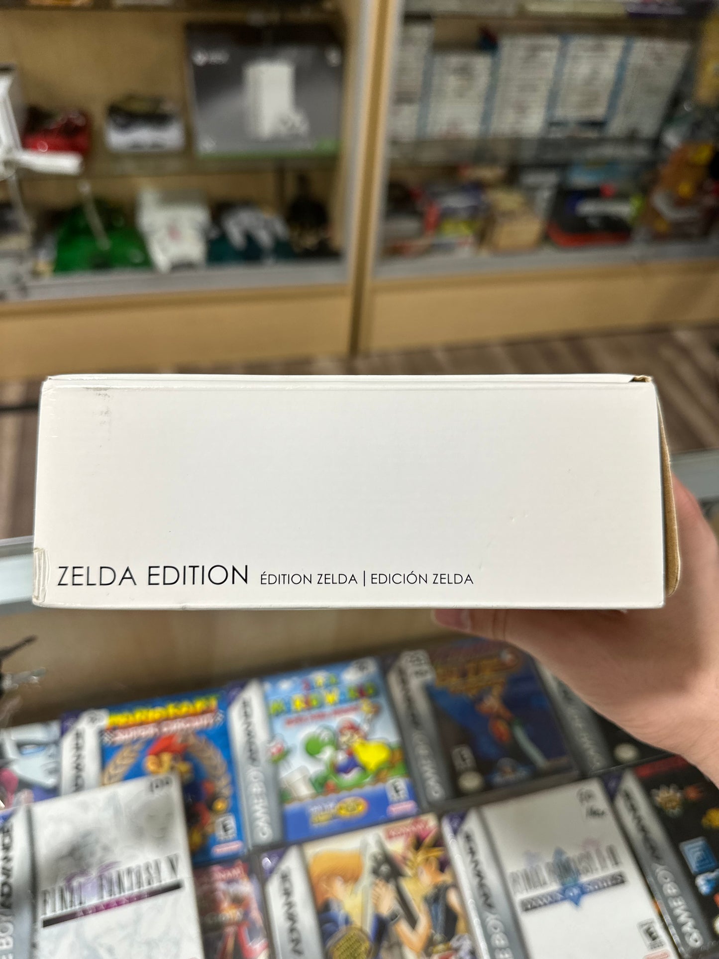 Nintendo 3DS Zelda Edition Console (Slight Yellowing on Screen)