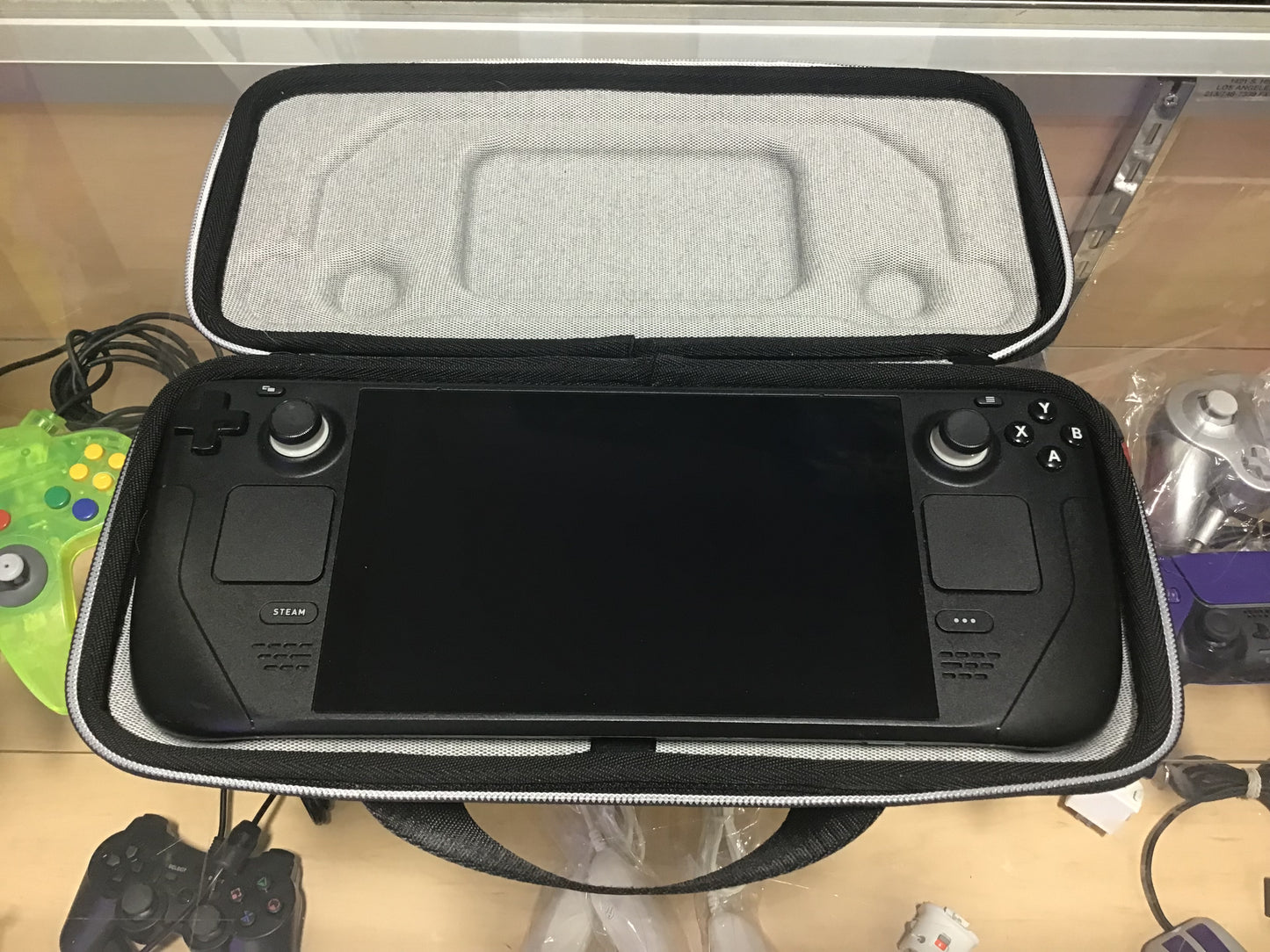 Steam Deck LCD 512GB with Charger