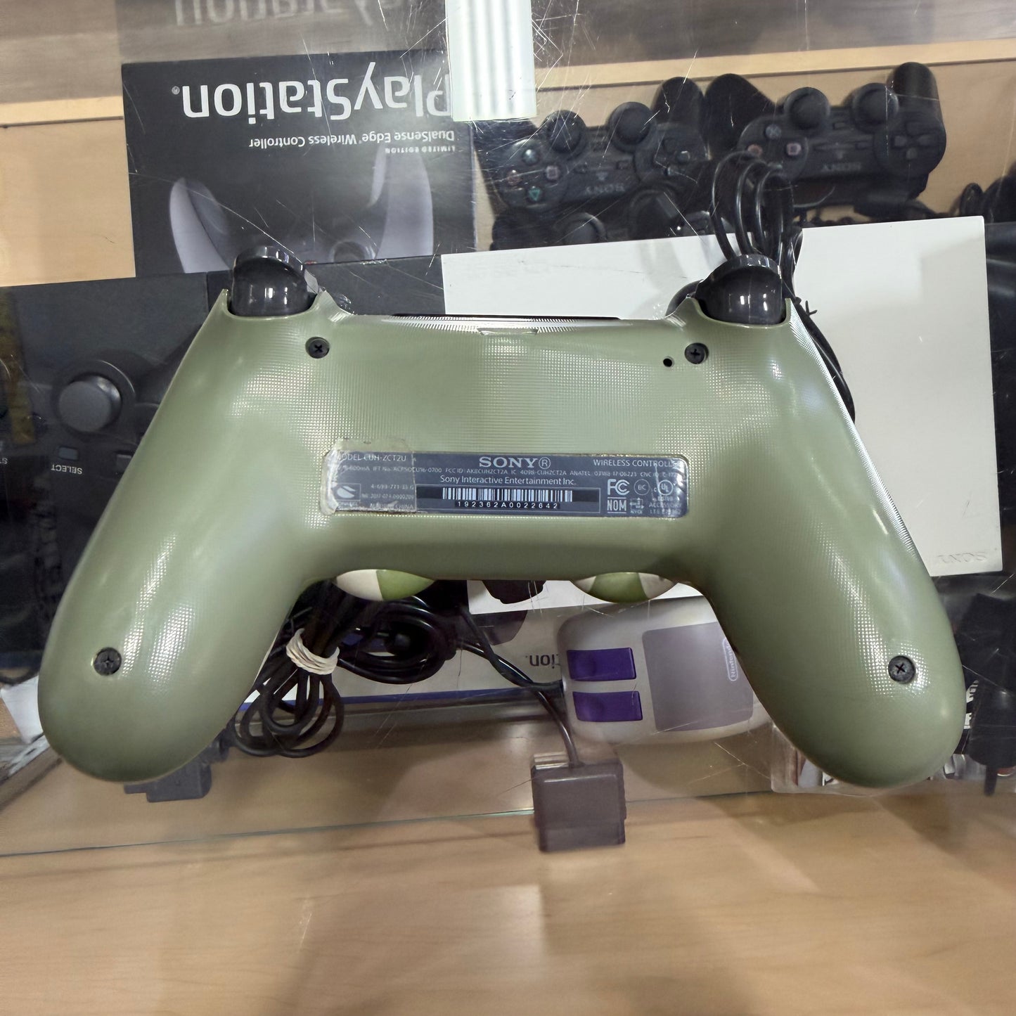 Playstation 4 Dualshock 4 Green Camo Controller ( 1 )