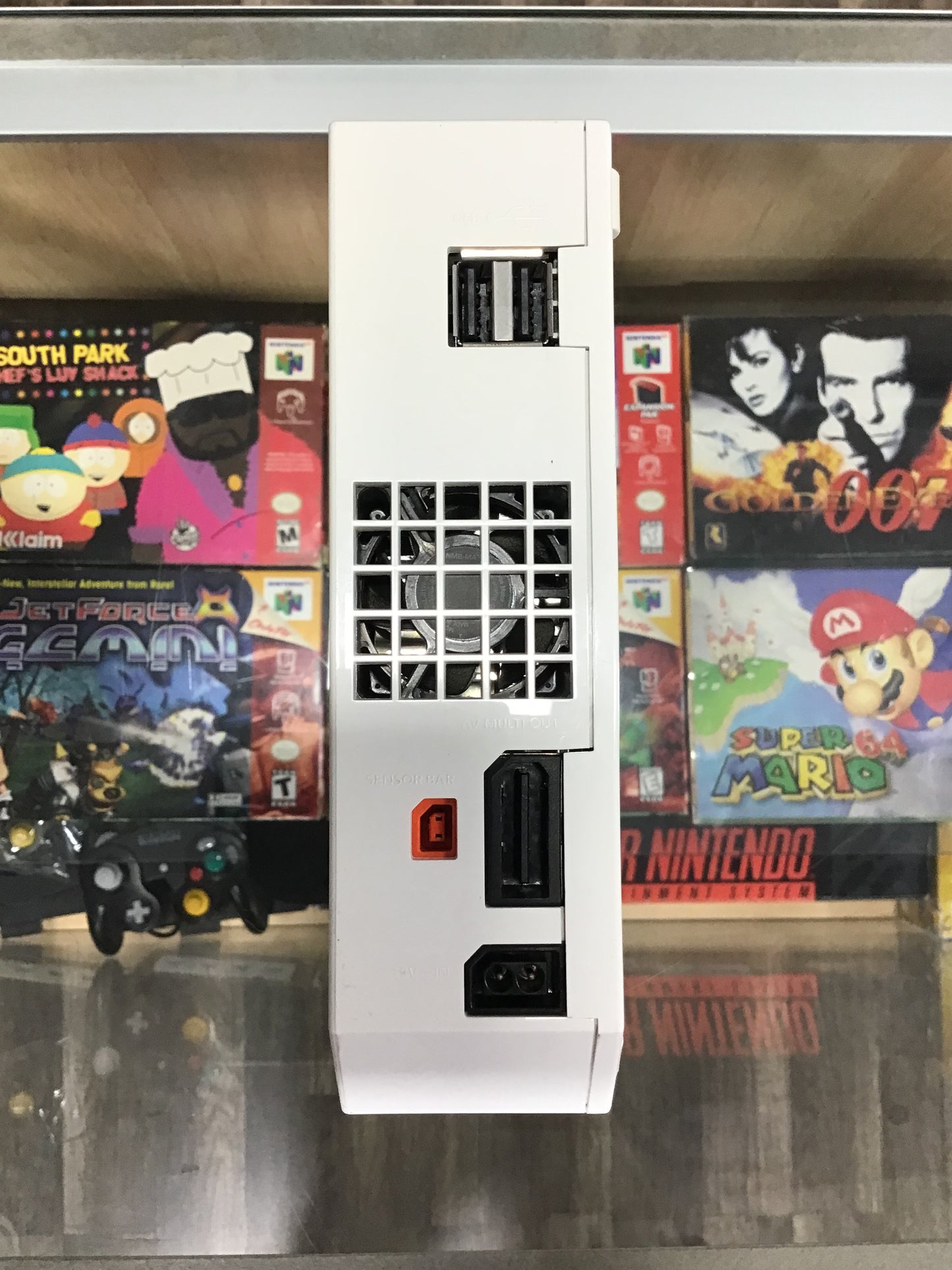 Nintendo Wii System with All Wires and Controllers (007)
