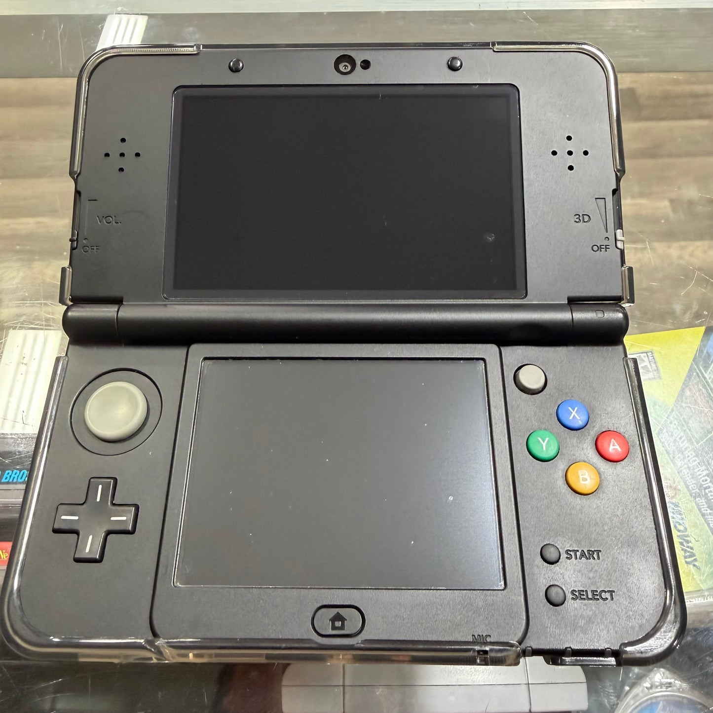 New Nintendo 3DS Super Mario Black Edition Nintendo 3DS (Charger and protective case included) 4gb