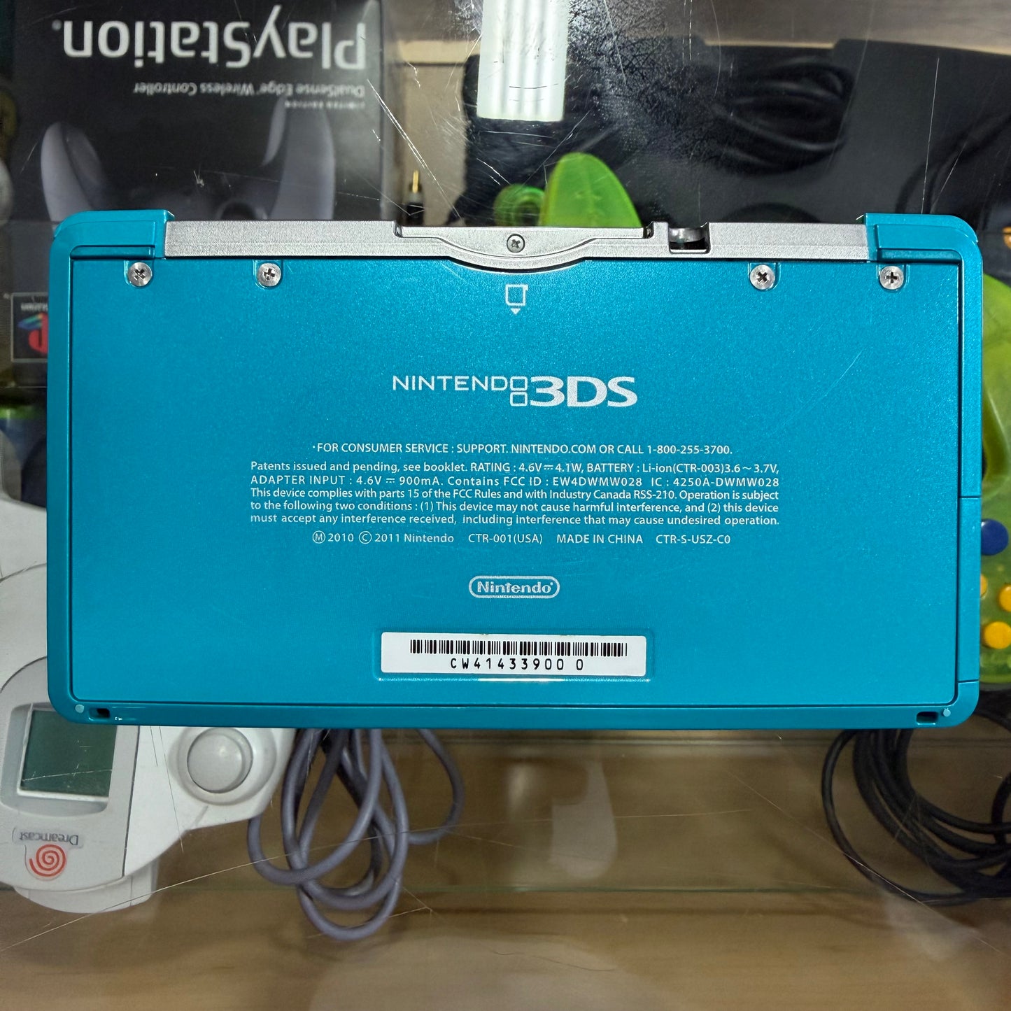 Nintendo 3DS Aqua Blue Nintendo 3DS (Charger Included) ( 9000 )