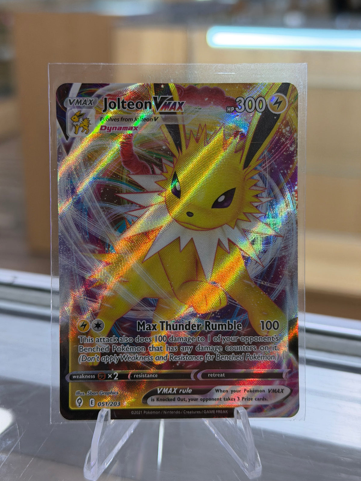Jolteon VMAX - SWSH07: Evolving Skies