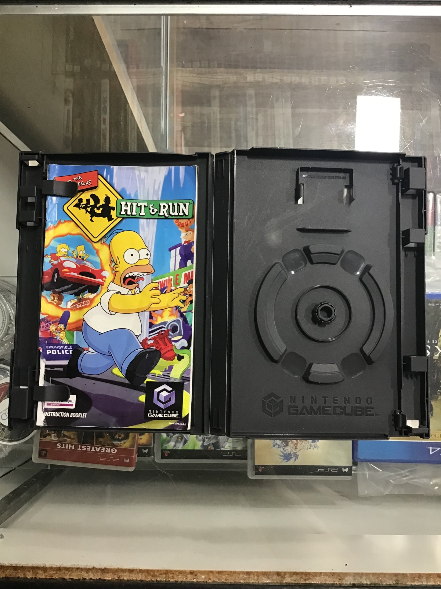 The Simpsons Hit & Run Player’s Choice Nintendo GameCube Case and Manual ONLY
