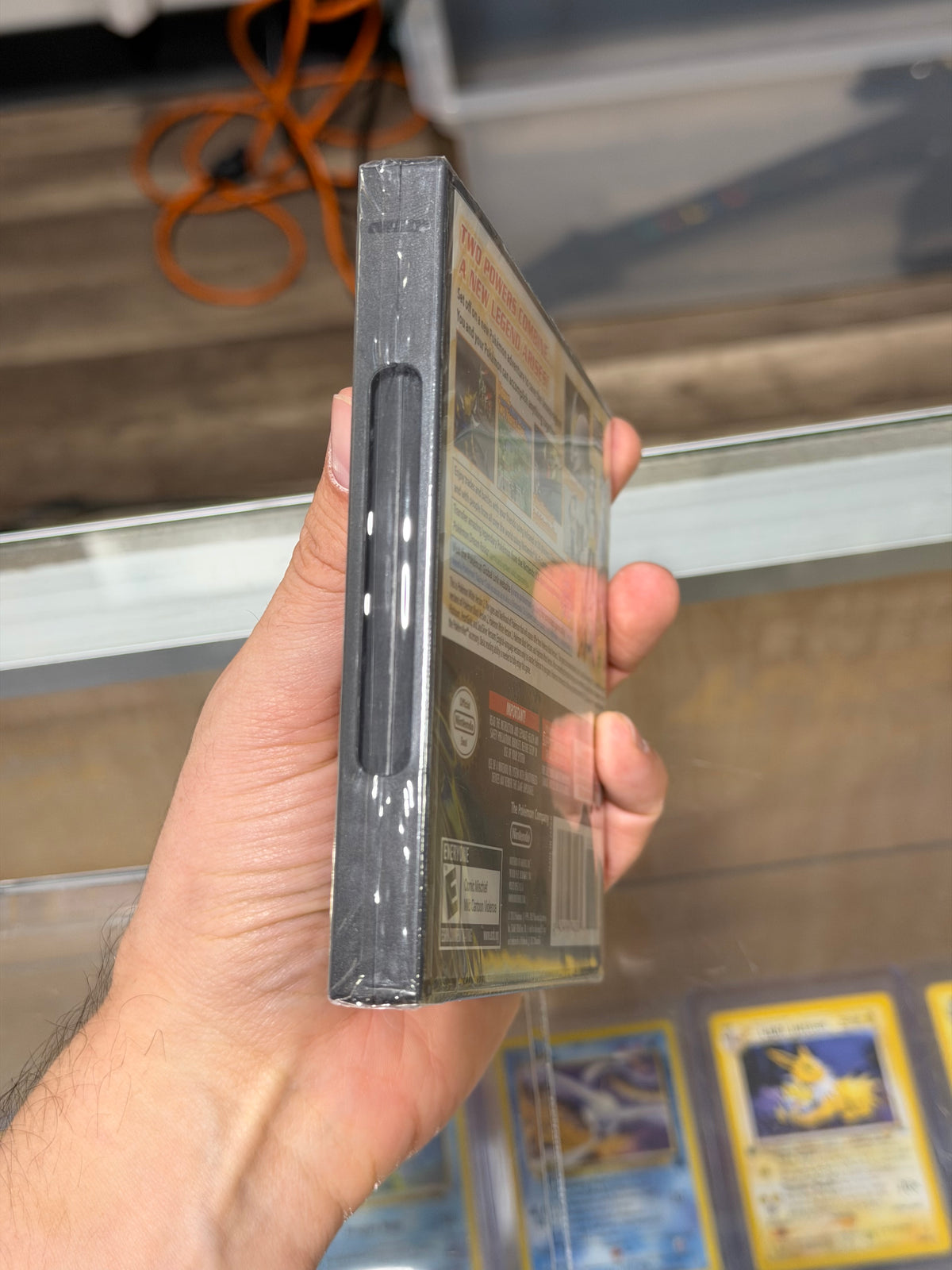 Pokemon White Version 2 Nintendo DS Unopened
