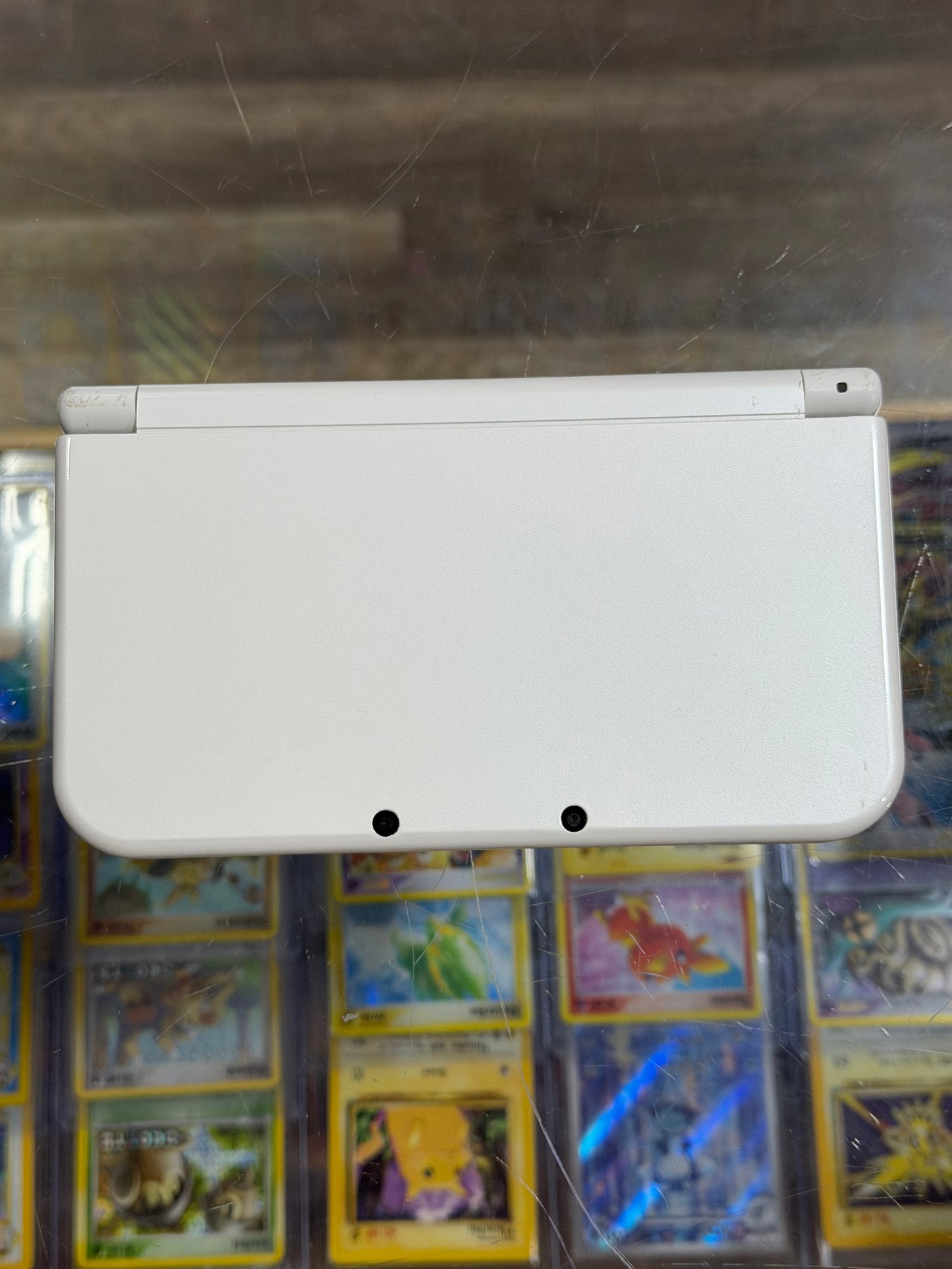(923) White “New” Nintendo 3DS XL Handheld System With Charger (Region Free)(JAPANESE TO US)
