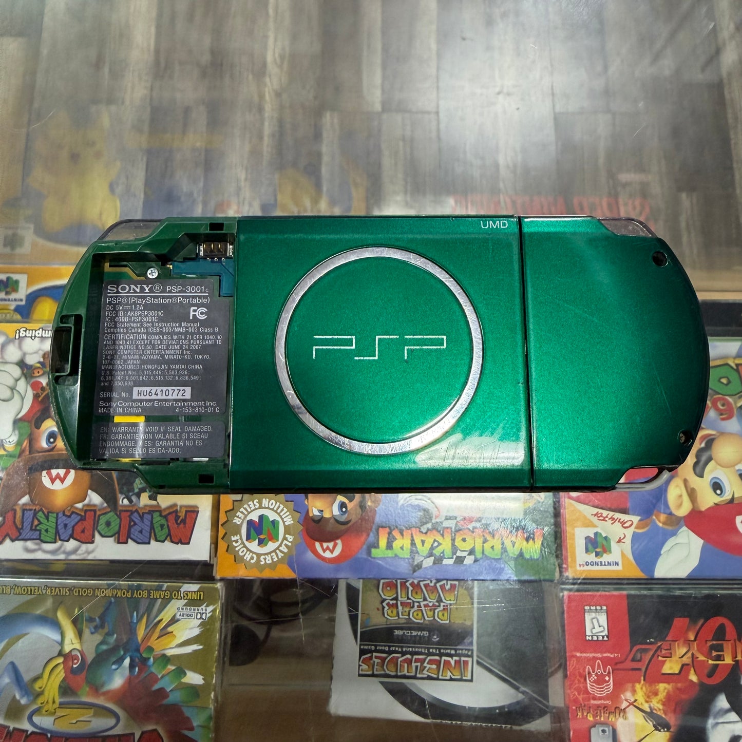 PSP 3000 Limited Edition Metal Gear Version [Green] PSP (pre installed games) (Charger included) (battery cover broken)