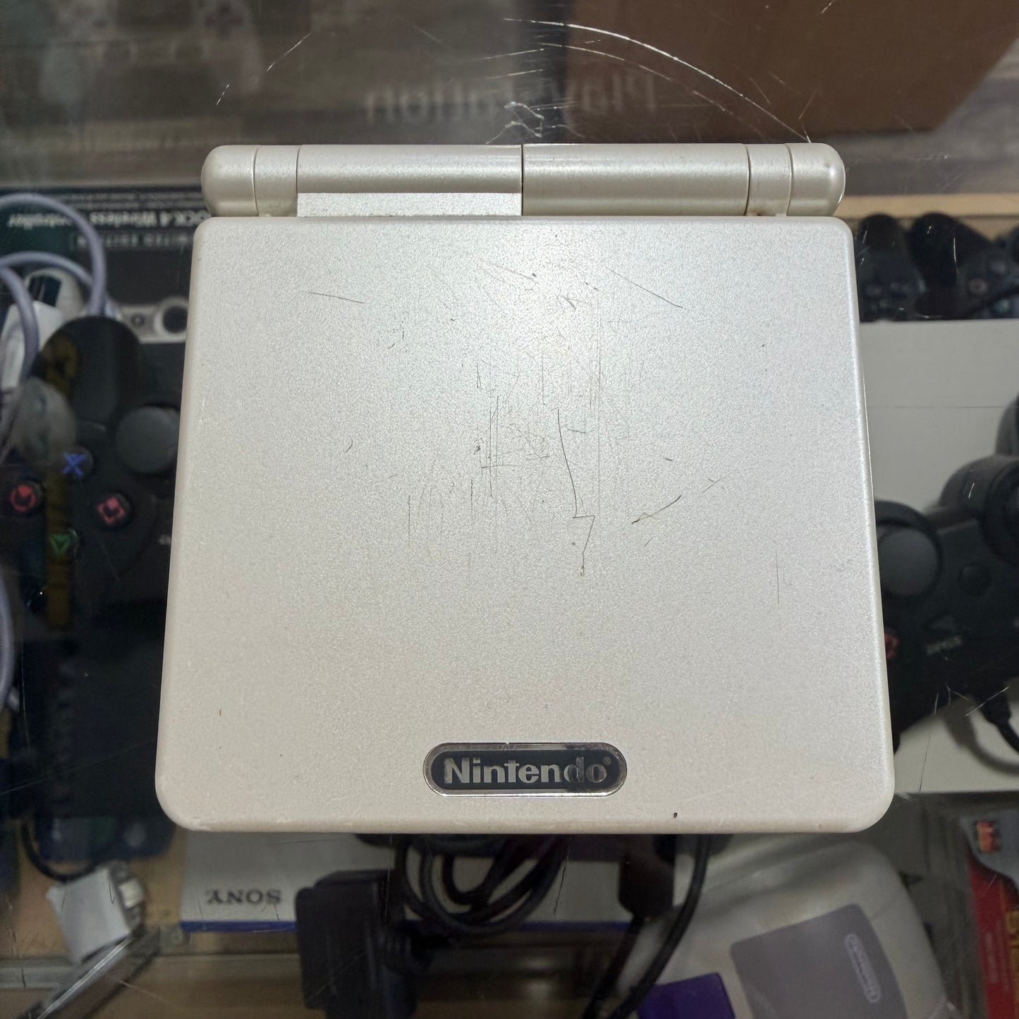 Pearl White Gameboy Advance SP System Handheld ( Charger included )