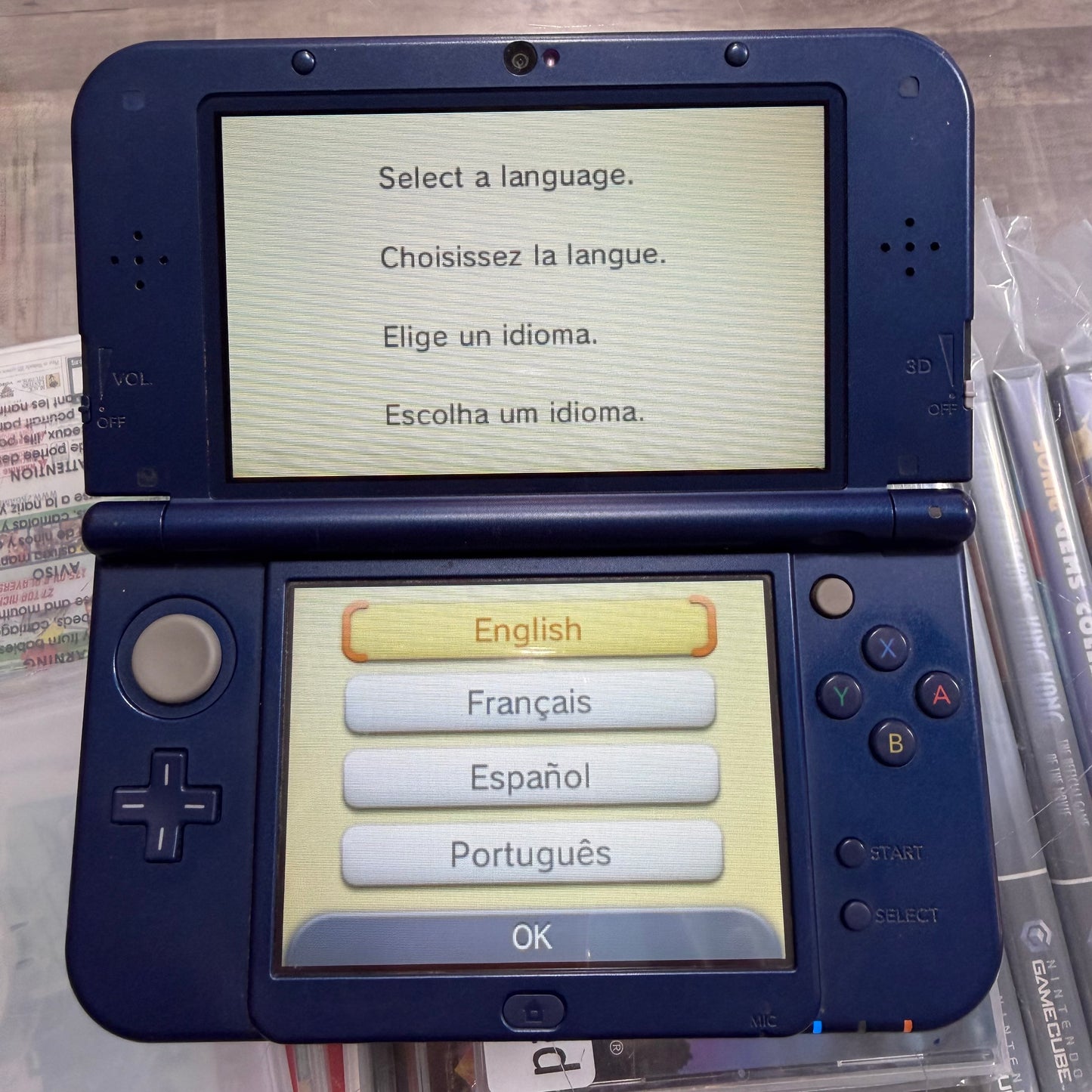 New Nintendo 3DS LL Metallic Blue JP Nintendo 3DS [Charger Included]