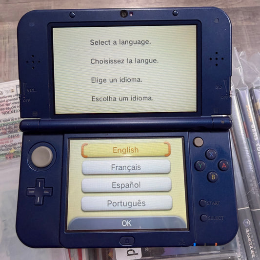 New Nintendo 3DS LL Metallic Blue JP Nintendo 3DS [Charger Included]