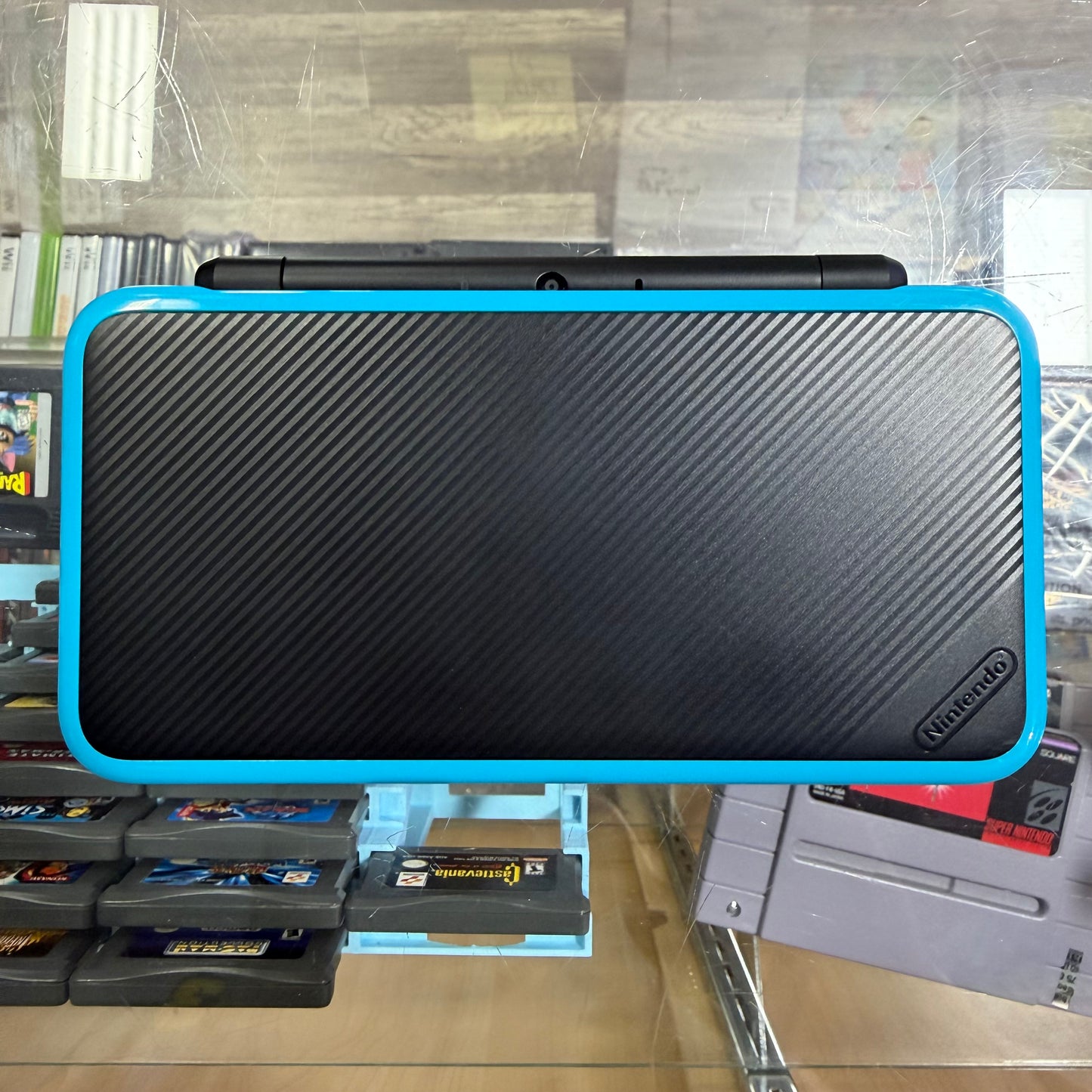 New Nintendo 2DS XL Black + Turquoise Nintendo 3DS System