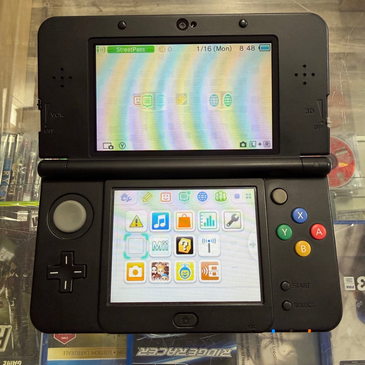 Black New Nintendo 3DS Handheld System With Charger (Region Free) (JAPANESE TO US)