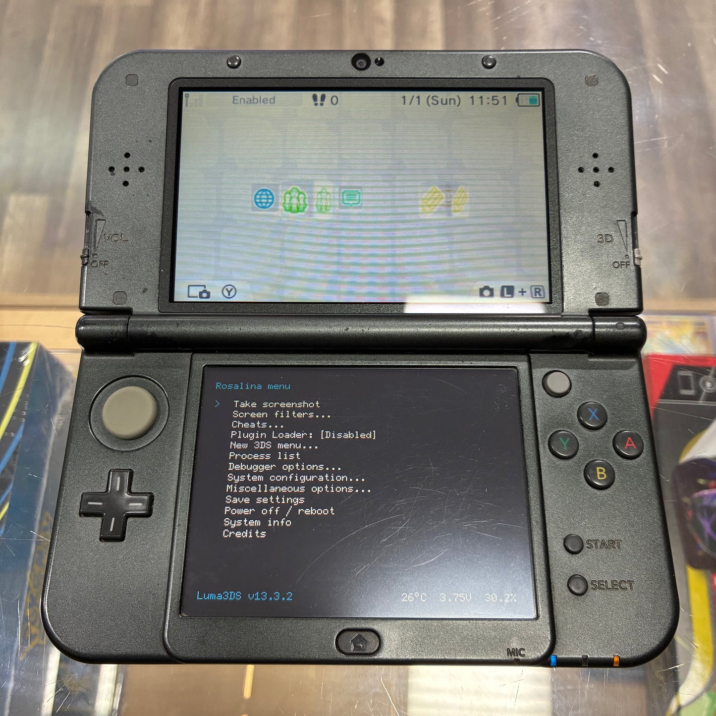 (726) New Nintendo 3DS XL Handheld System (Black) w/ Charger (Region Free)(JAPANESE TO US)