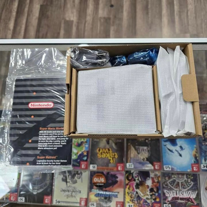 Super Nintendo Classic Edition in Box Like New