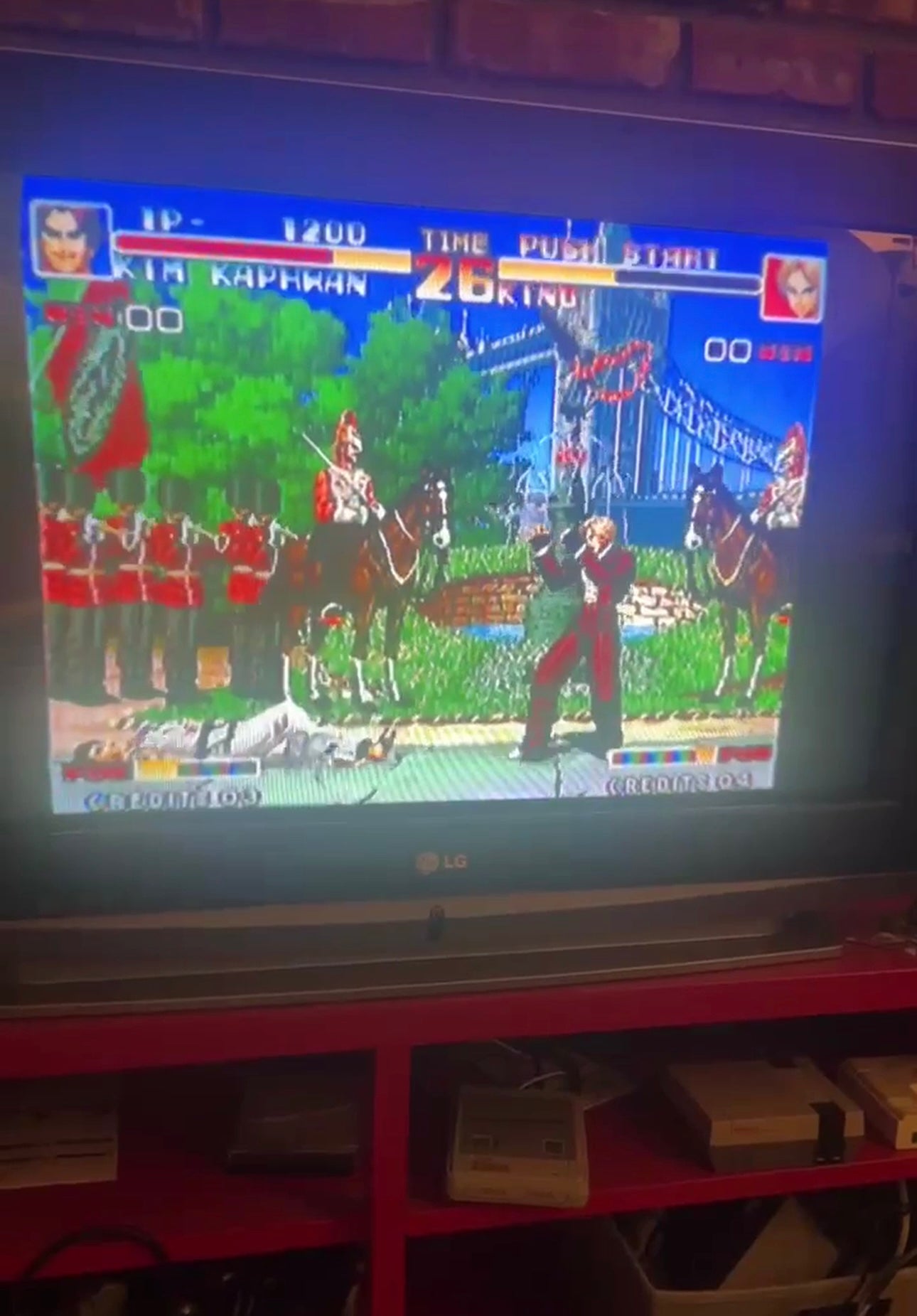 Neo Geo System Neo Geo AES with 2 Controllers and King Of Fighters '94 JP