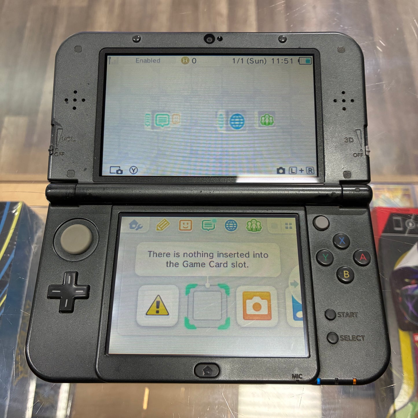 (726) New Nintendo 3DS XL Handheld System (Black) w/ Charger (Region Free)(JAPANESE TO US)