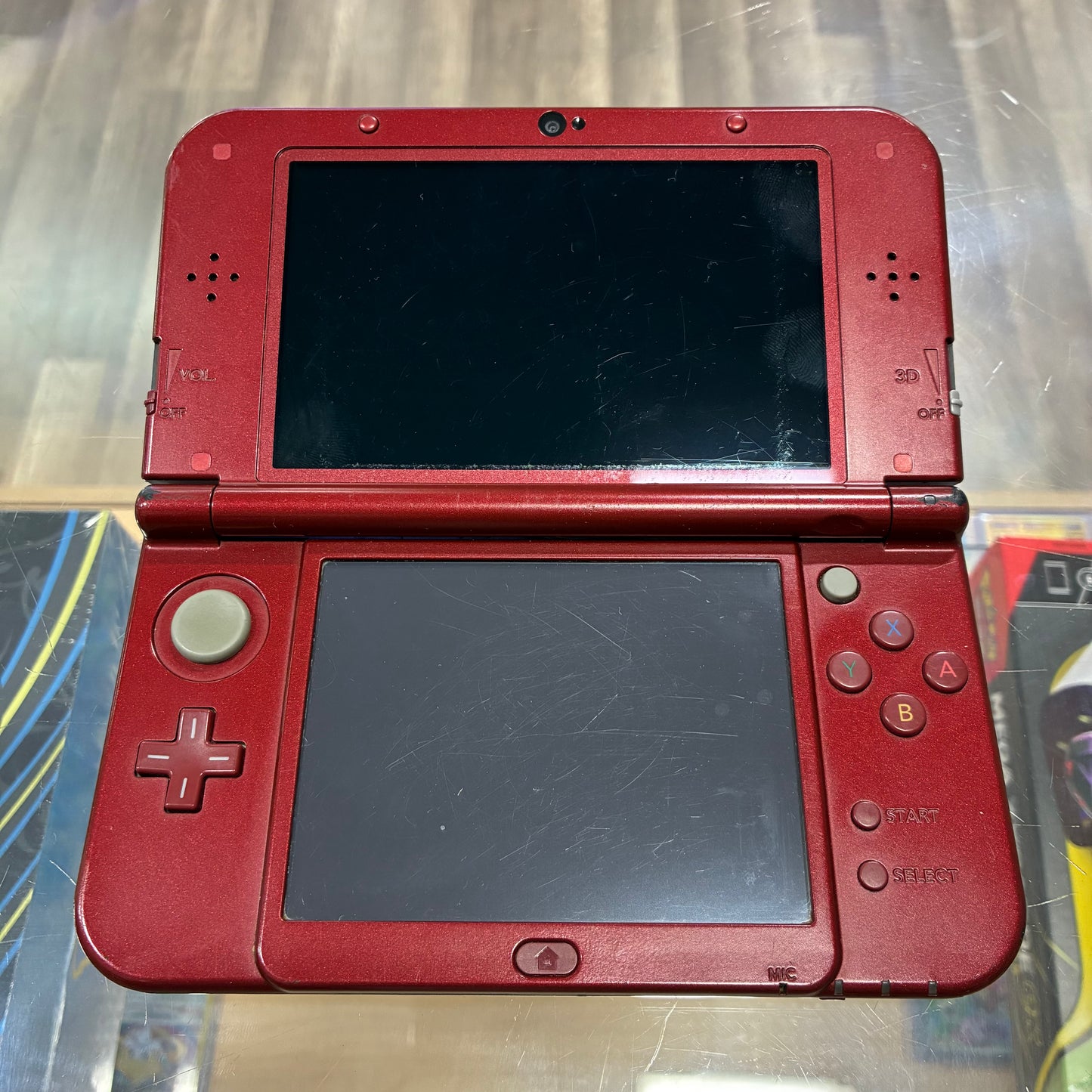 (841)(IPS Top Screen) New Nintendo 3DS XL Handheld System (Red) w/ Charger (Region Free)(JAPANESE TO US)
