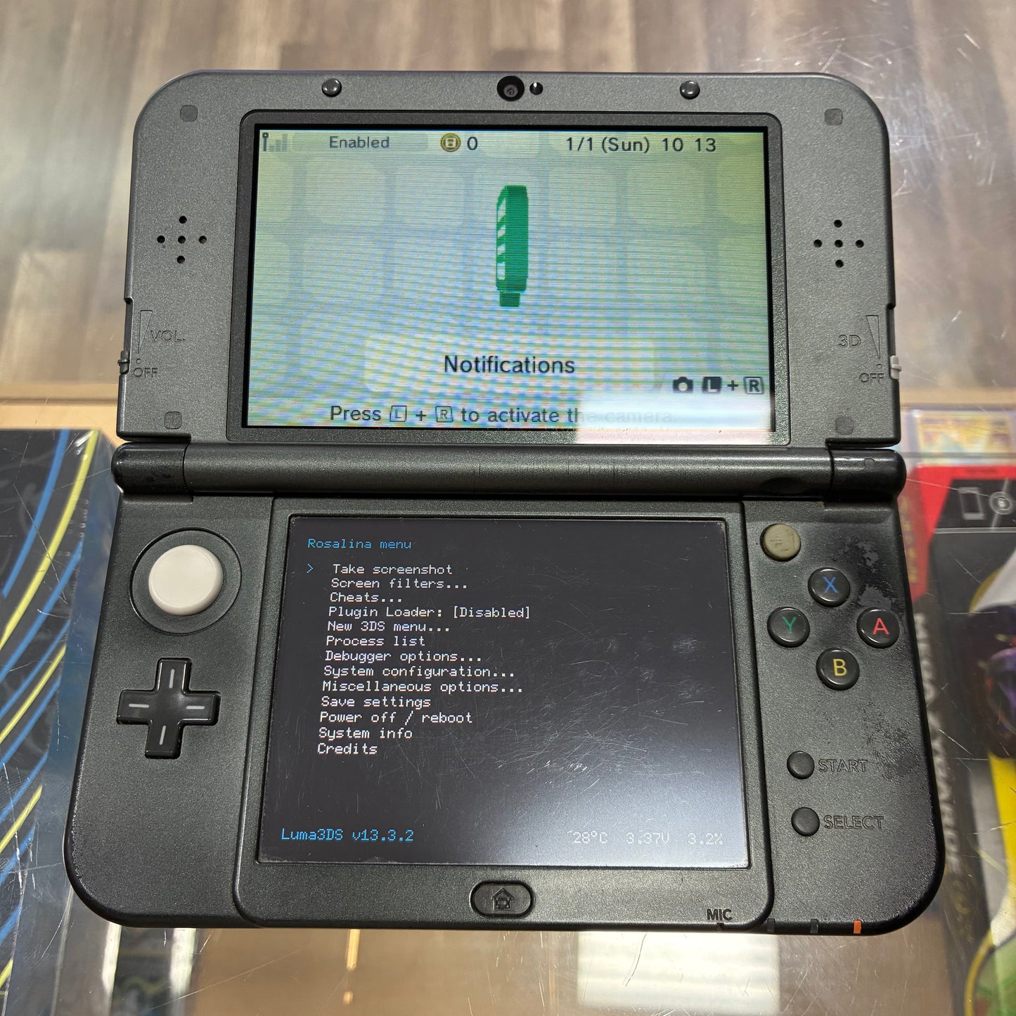 (629)(IPS Top Screen) New Nintendo 3DS XL Handheld System (Black) w/ Charger (Region Free)(JAPANESE TO US)