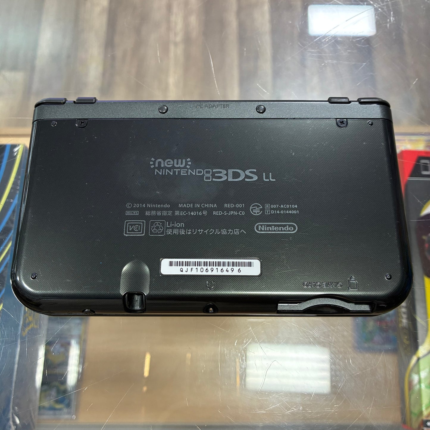 (496) New Nintendo 3DS XL Handheld System (Black) w/ Charger (Region Free)(JAPANESE TO US)