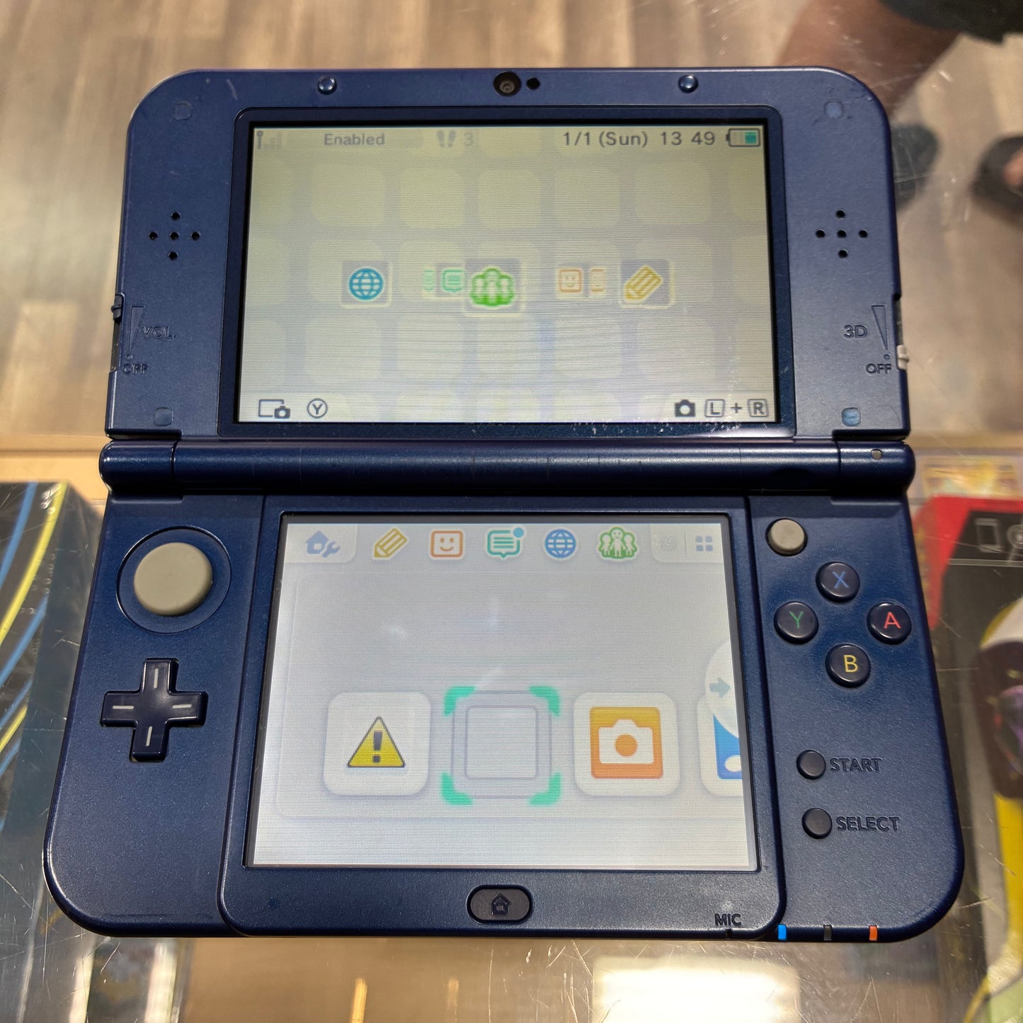 (059) New Nintendo 3DS XL Handheld System (Blue) w/ Charger (Region Free)(JAPANESE TO US)