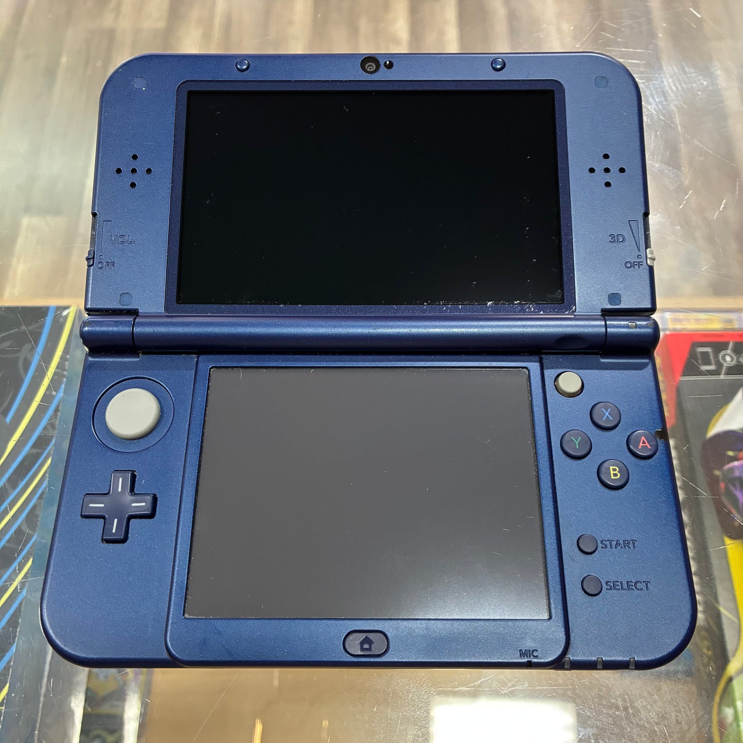 (732)(IPS Top Screen) New Nintendo 3DS XL Handheld System (Blue) w/ Charger (Region Free)(JAPANESE TO US)