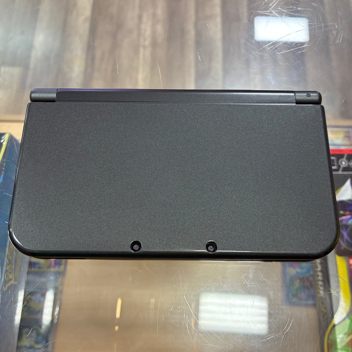 (448) New Nintendo 3DS XL Handheld System (Black) w/ Charger (Region Free)(JAPANESE TO US)
