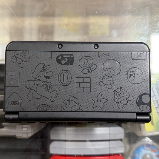 New Nintendo 3DS Super Mario Black Edition Nintendo 3DS (Charger and protective case included) 4gb
