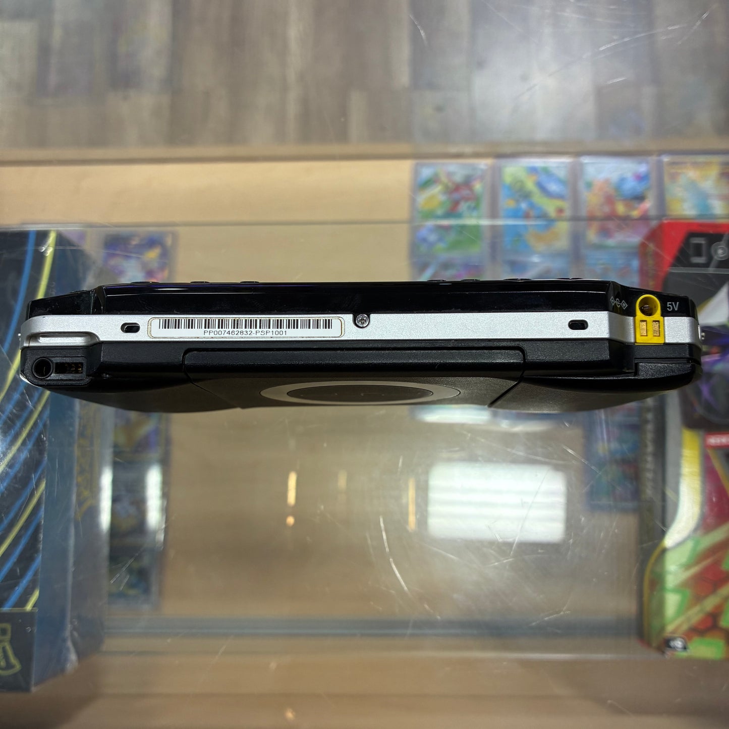 PSP 1000 Handheld System (Black) w/ Charger