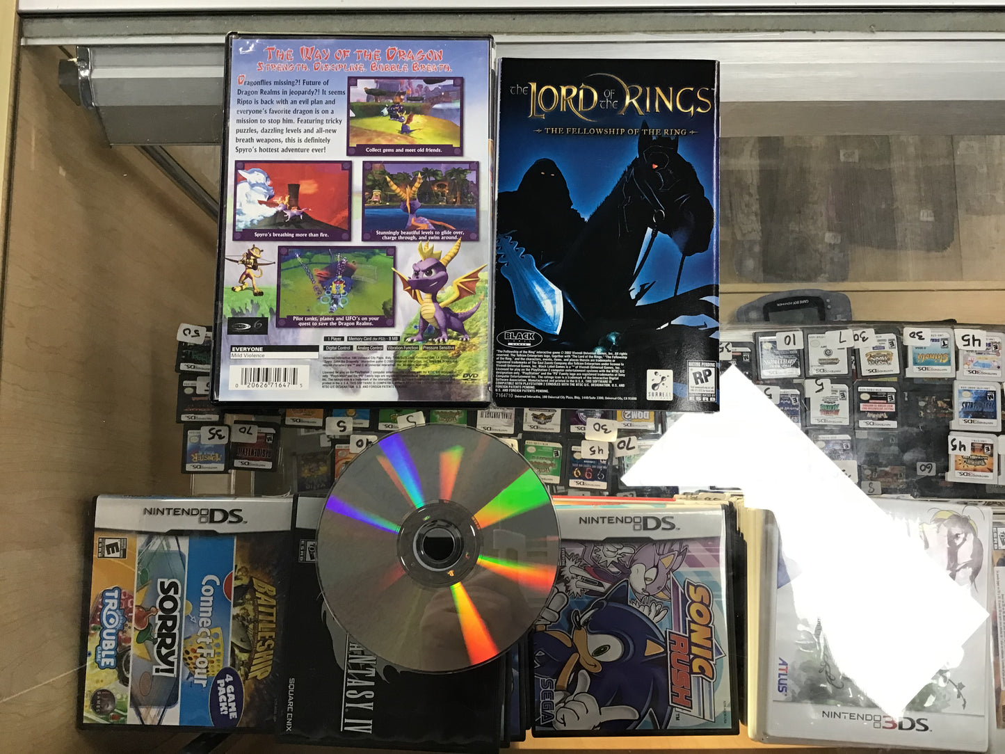 Spyro Enter The Dragonfly CIB PlayStation 2