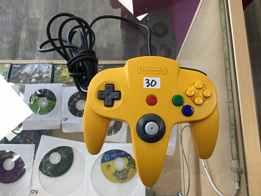 Nintendo 64 Controller Yellow (Nice Stick, 8/10)