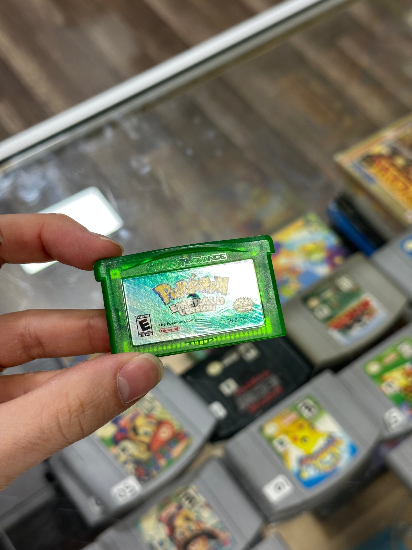 Pokémon Emerald (Authentic) (Clean Label) Nintendo Gameboy Advance (Dry Battery)