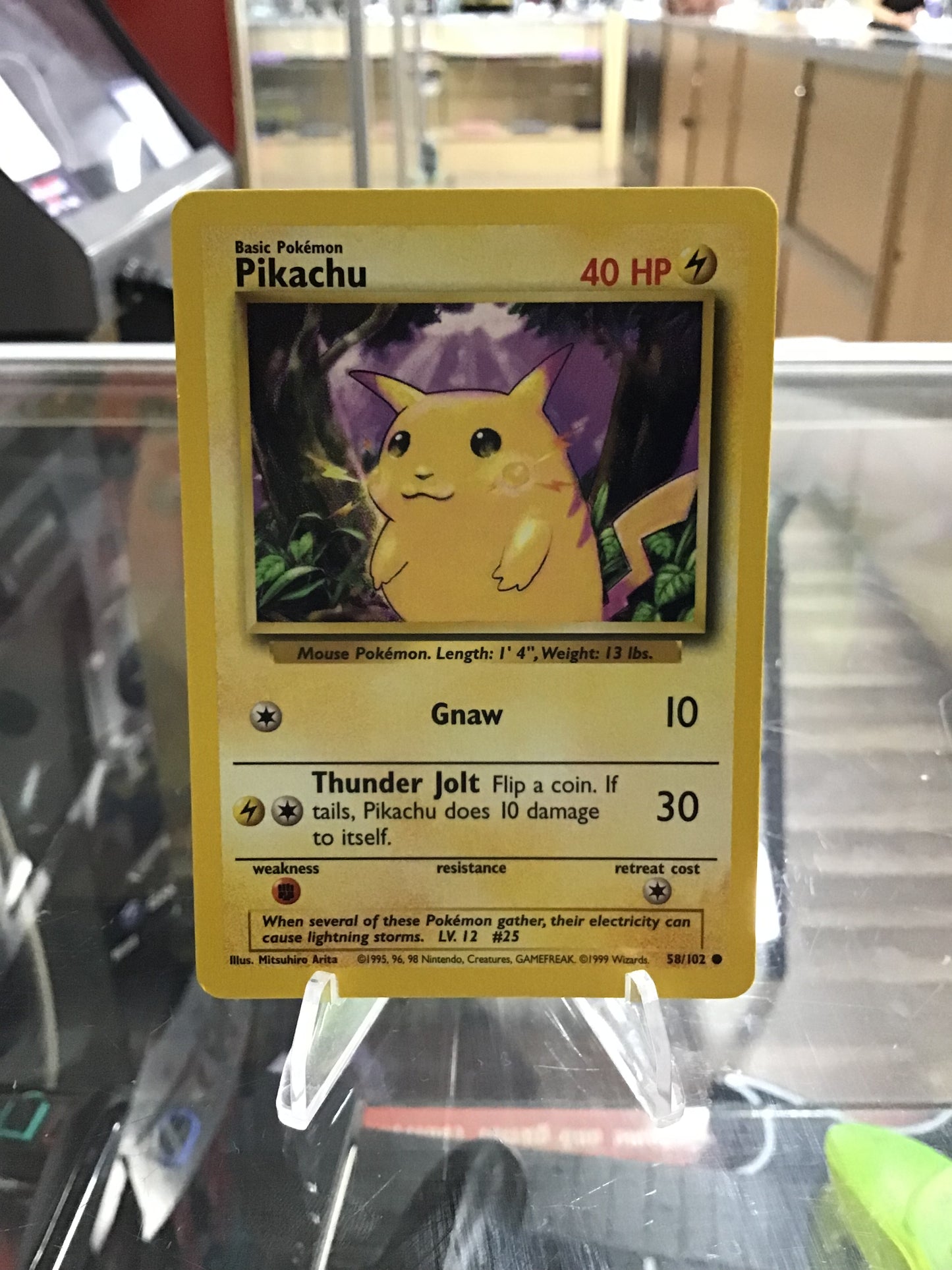 (NM) Pikachu - Base Set