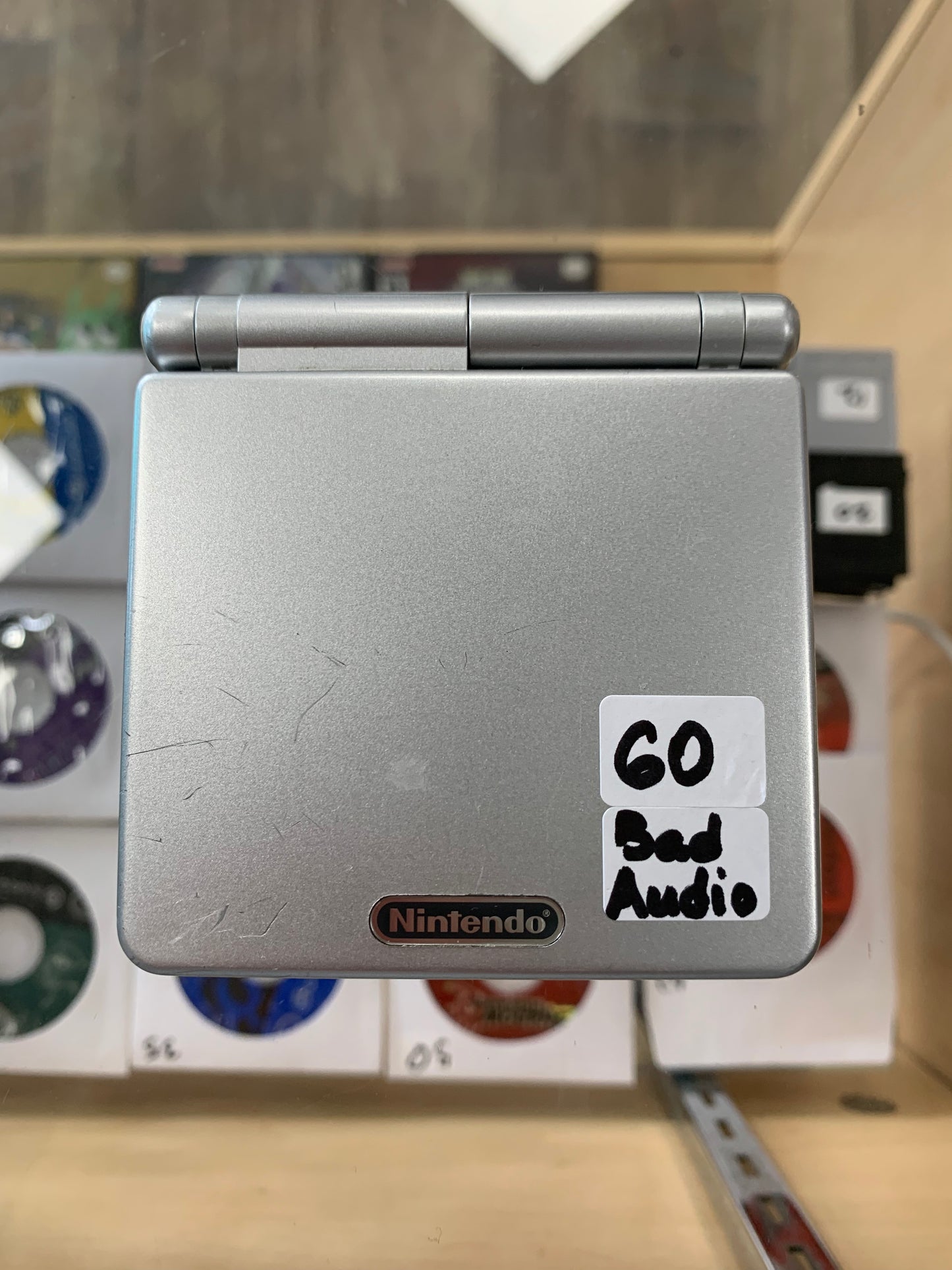 Platinum Game Boy Advance SP 001