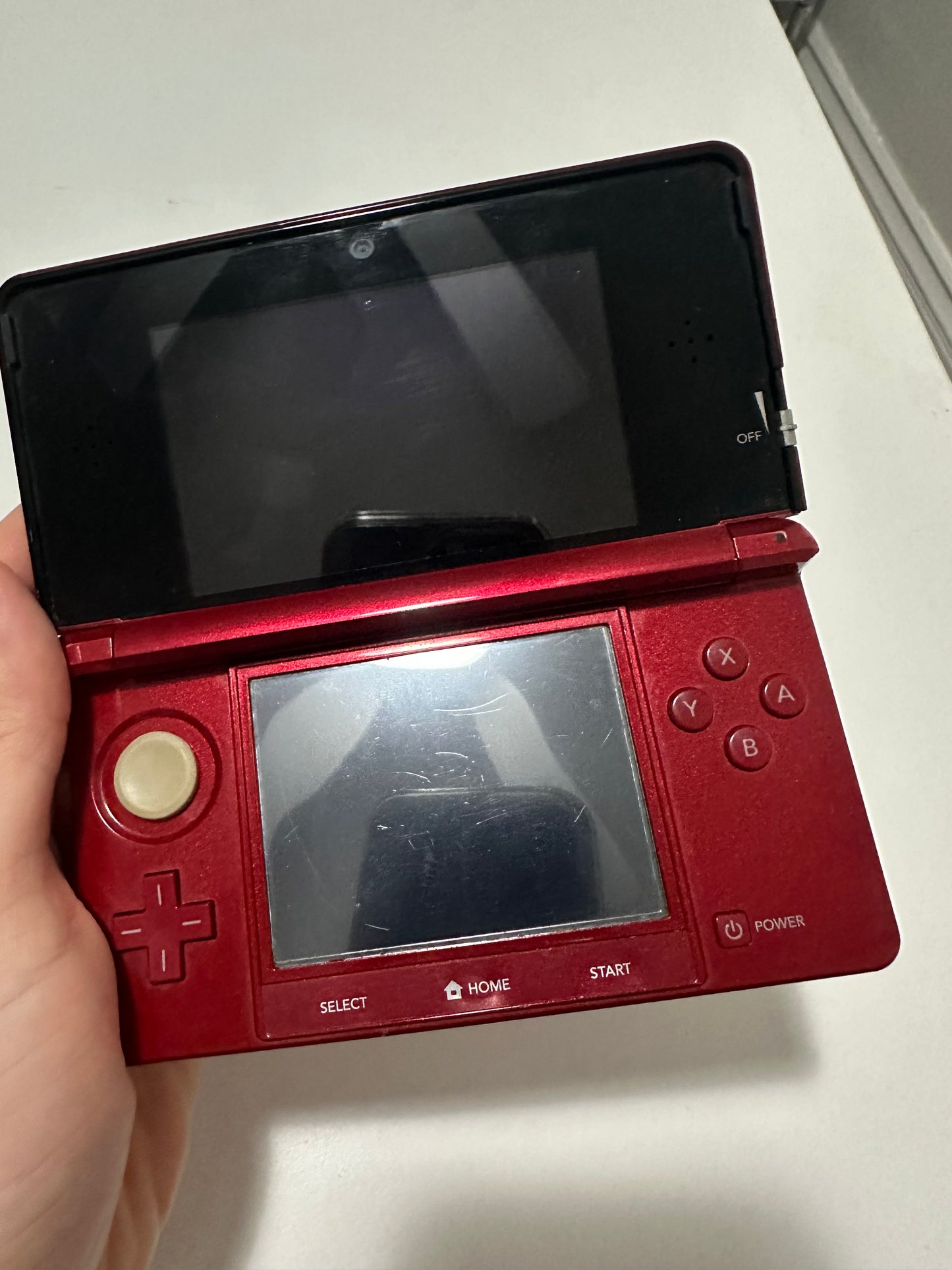 Nintendo 3DS System - Red