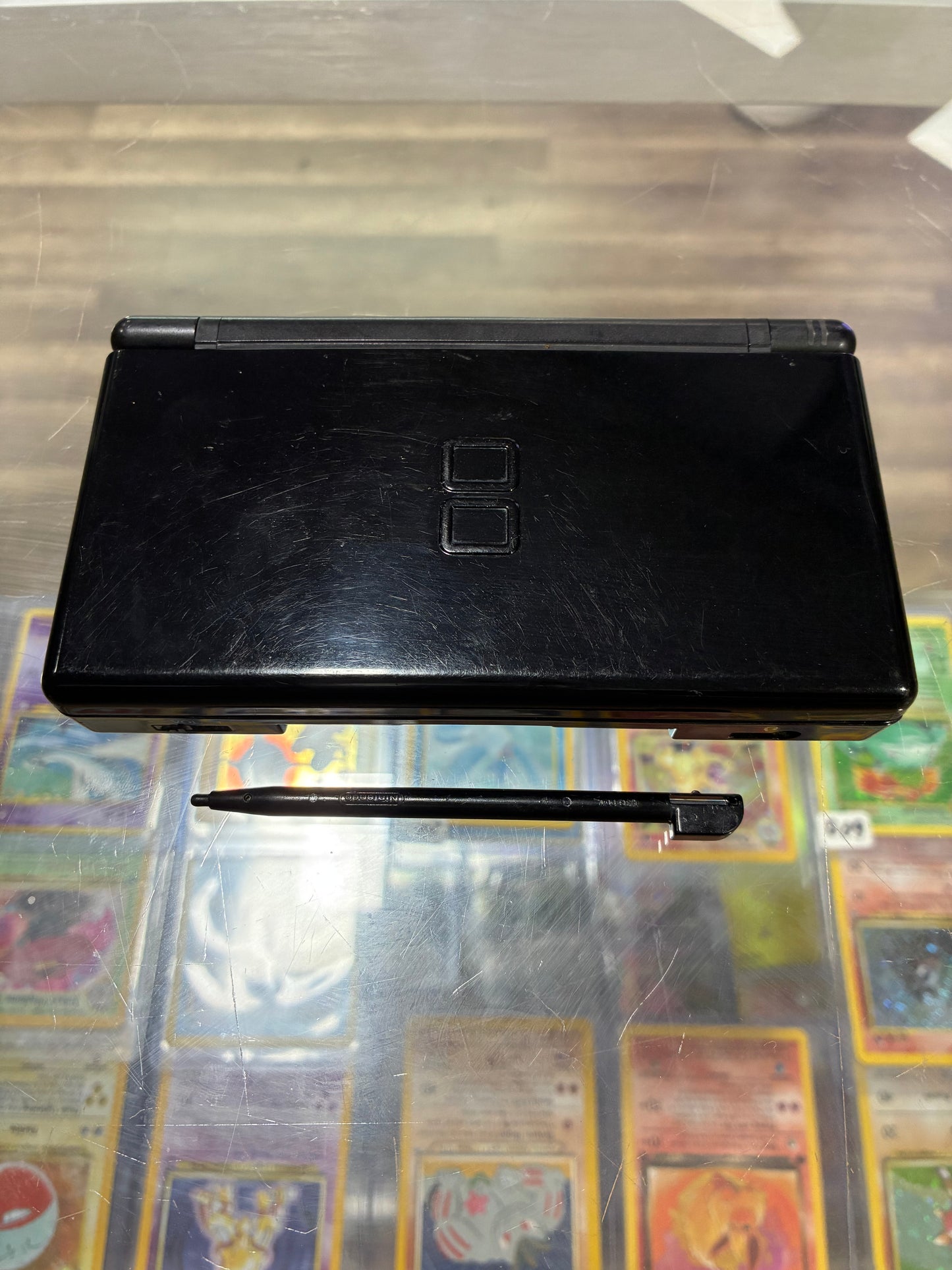 Nintendo DS Lite Handheld System (Black) w/ Charger & Stylus