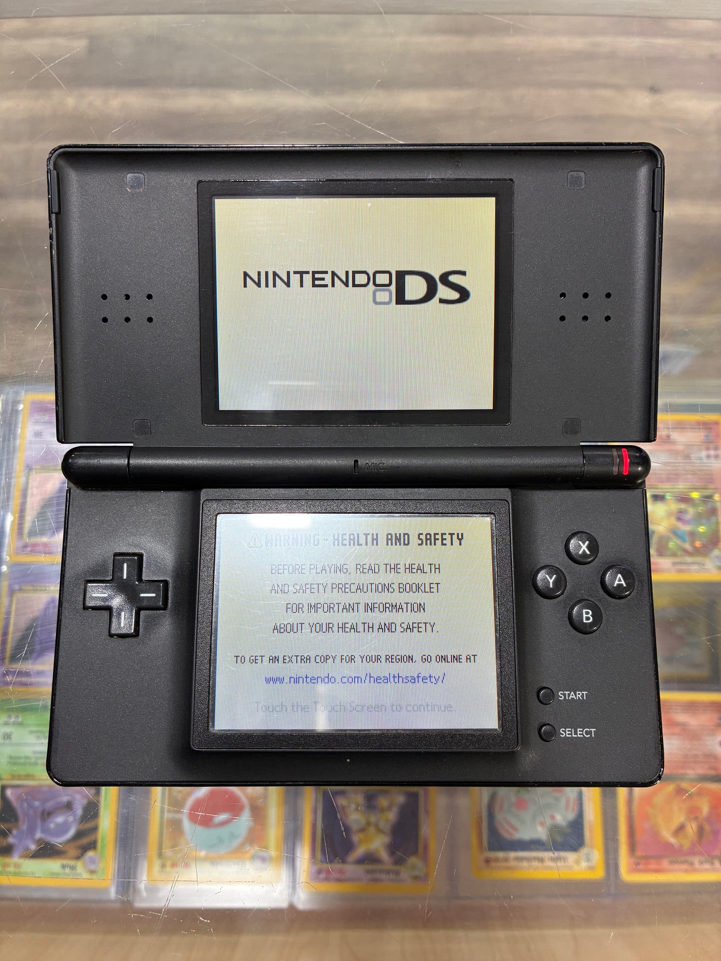 Nintendo DS Lite Handheld System (Black) w/ Charger & Stylus