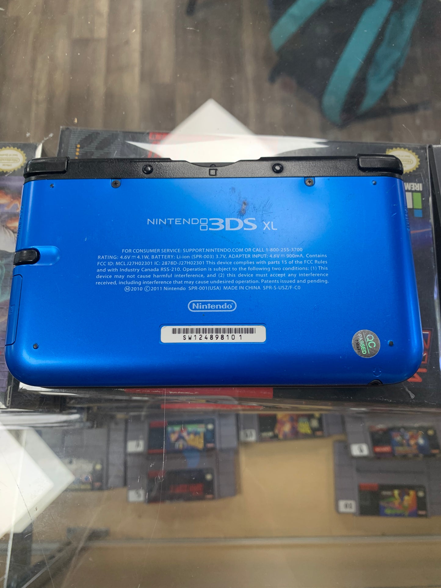 Nintendo 3DS XL System Black and Blue with Charger and Digital Games