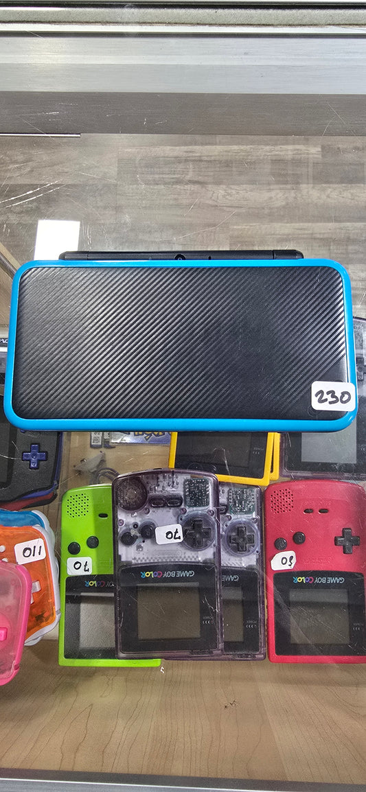 New Nintendo 2DS XL Black + Turquoise Nintendo 3DS Handheld System with Charger