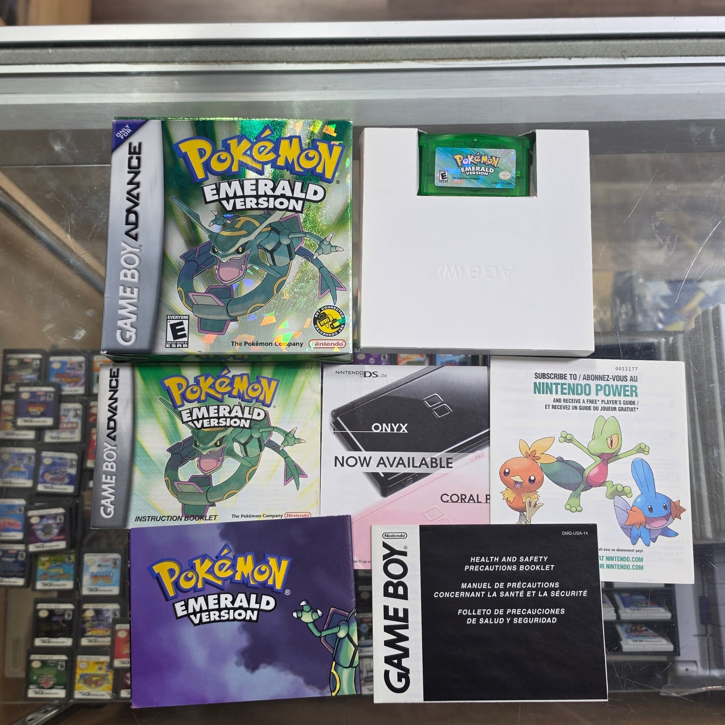 Pokémon Emerald (Authentic) (Dry Battery) Nintendo Gameboy Advance CIB