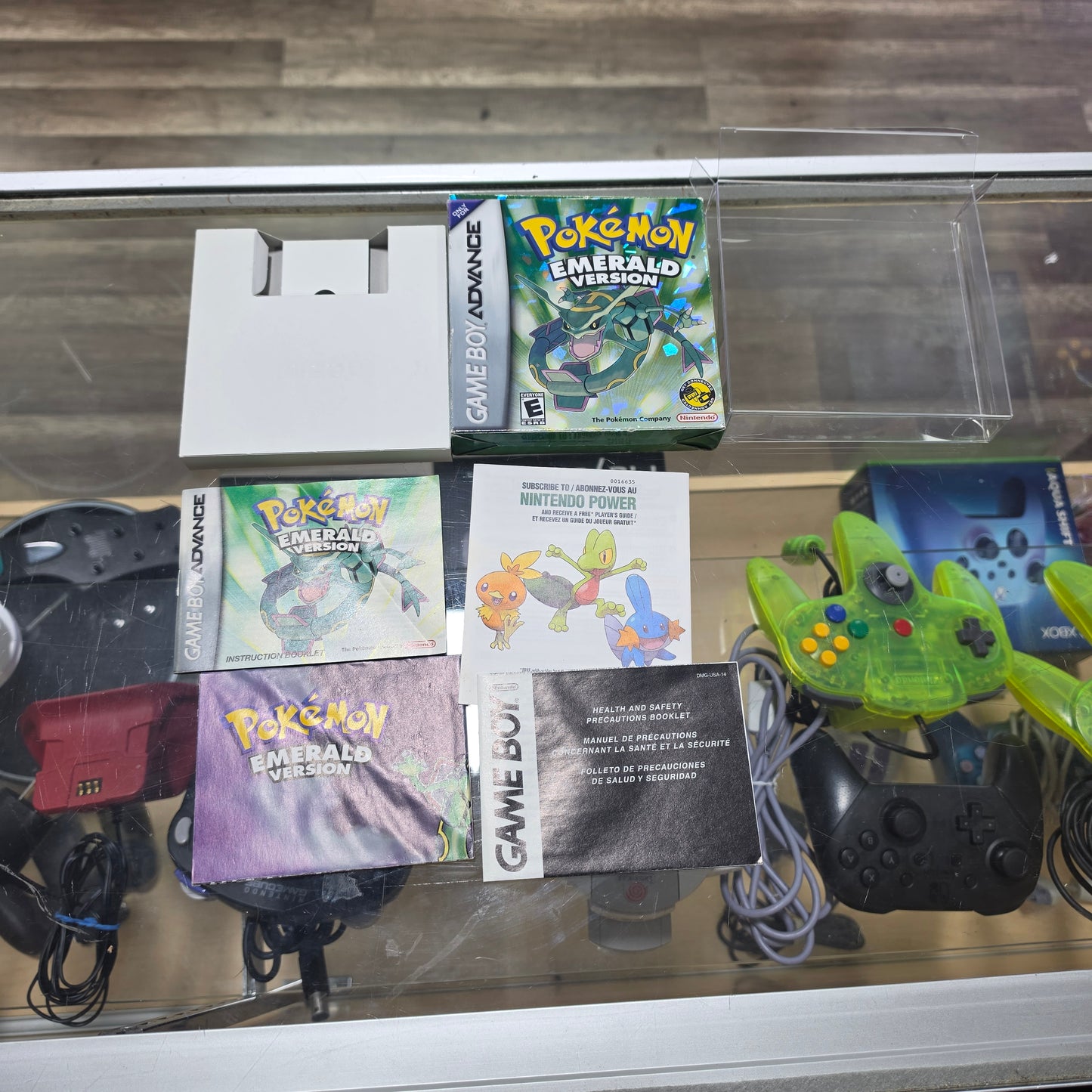 Pokémon Emerald  (BOX ONLY  + INSERTS) WITH BOX PROTECTOR