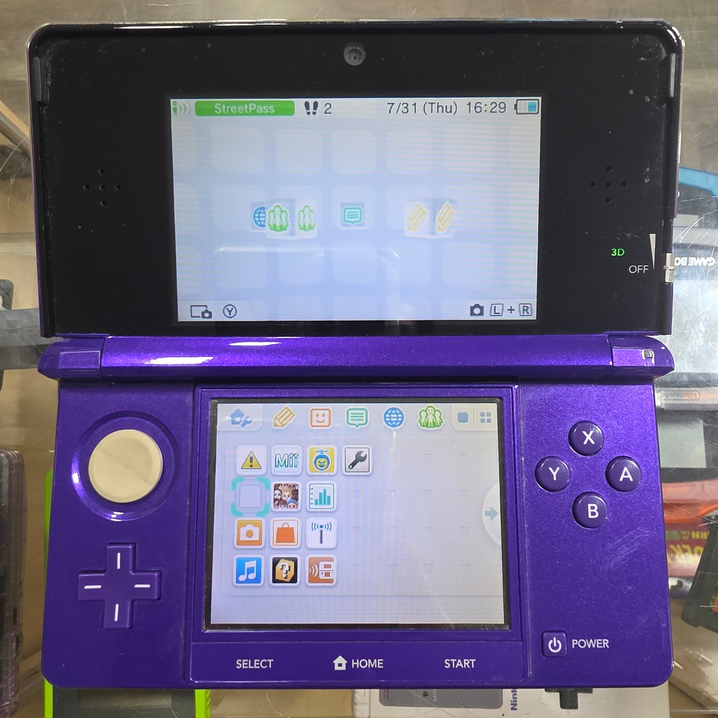 Purple Nintendo 3DS System Handheld [Charger Included]
