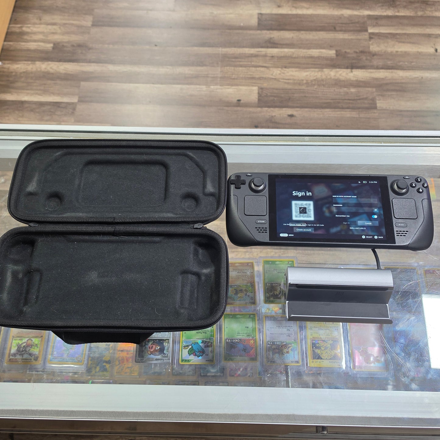 Steam Deck LCD 64GB Model with 1TB Internal Installed (NO CHARGER)