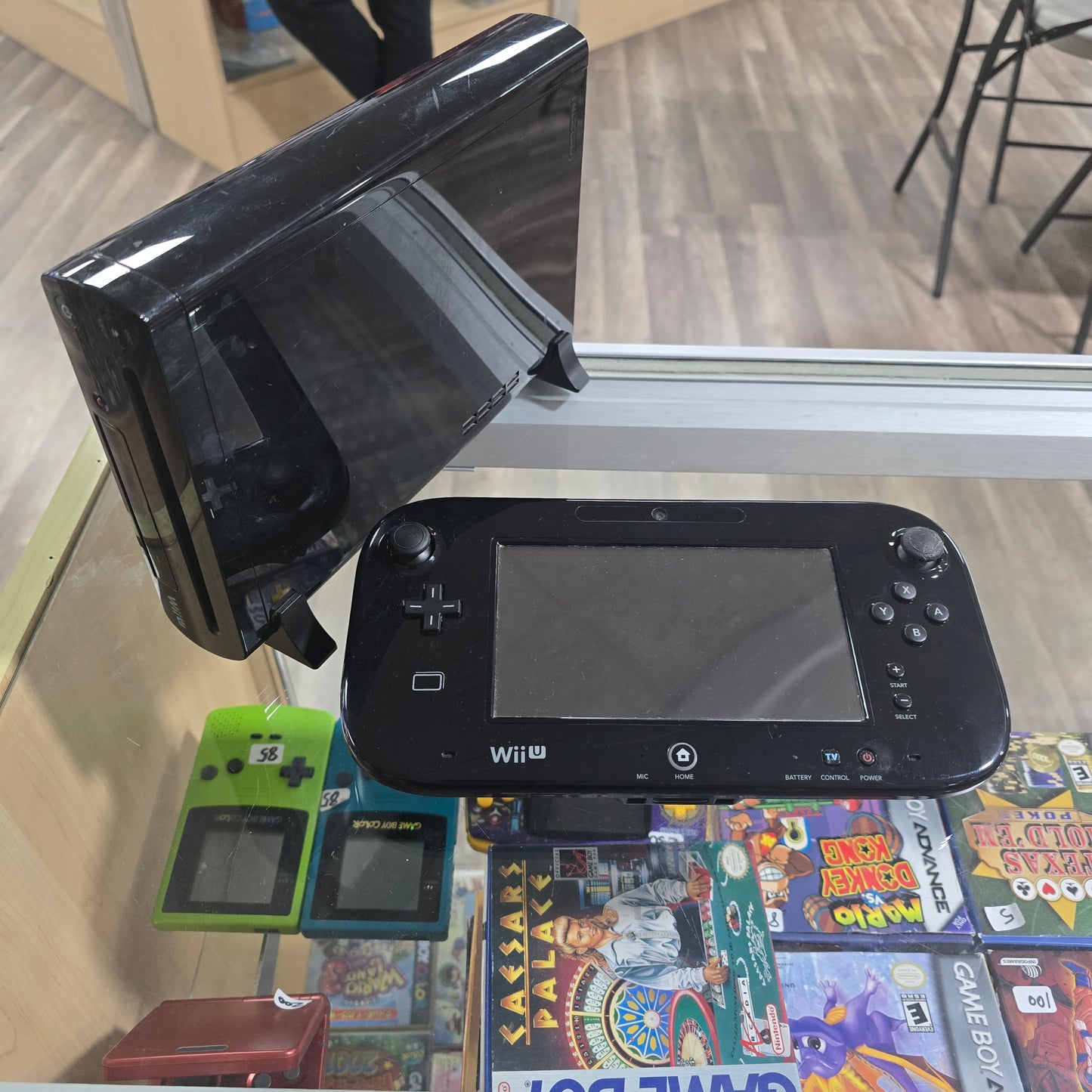 Nintendo Wii U System with Gamepad and Wires